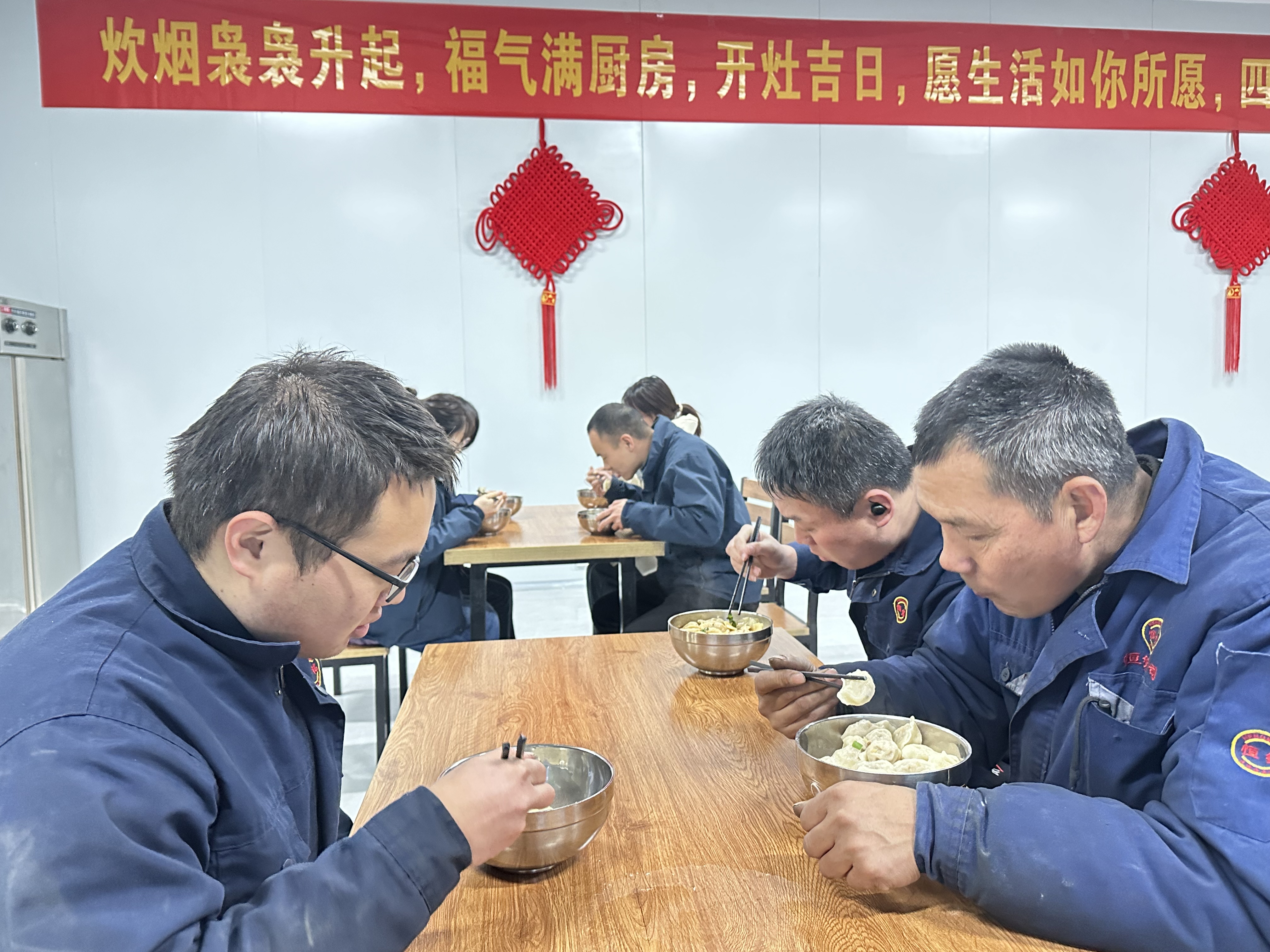 1703295016827091.jpg 1703295016827091.jpg