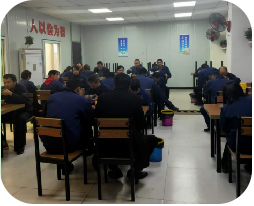 團(tuán)結(jié)拼搏，再創(chuàng)佳績(jī)！