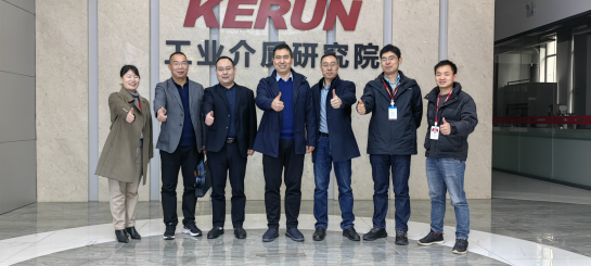 【研新品 拓市場 當先鋒】          ——聚焦主業(yè)精準發(fā)力，探尋高質(zhì)發(fā)展新亮點